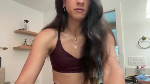 babygirlmami online show from June 10, 11:58 pm