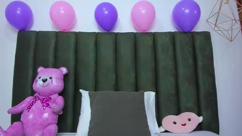 Thaily online show from October 14, 8:01 pm