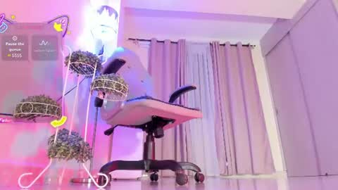 Thais online show from July 11, 1:25 pm