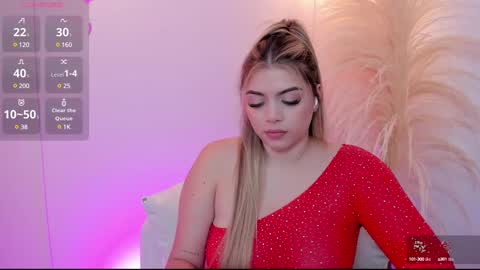 Snapshot of thaliafox_ chatting on February 26, 5:10 pm Thalia online show from February 26, 5:10 pm