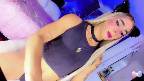 thaliagil04 online show from November 25, 2:32 am