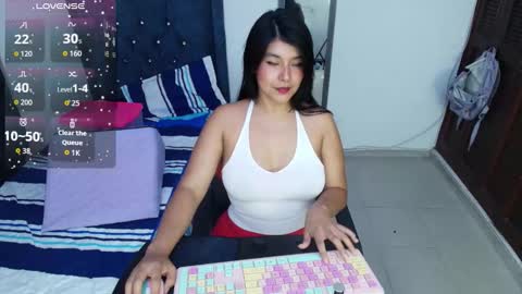Snapshot of thalianabrunette chatting on September 24, 12:39 am Thaliana0498 online show from September 24, 12:39 am