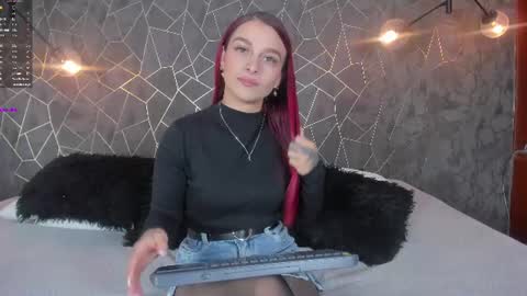 THALIRA ANGELS online show from July 11, 2:53 pm