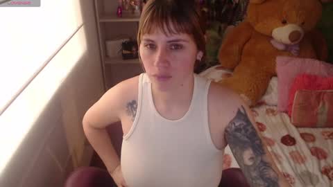   online show from April 28, 5:06 pm