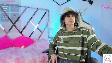 thanier_18 online show from July 17, 3:19 am