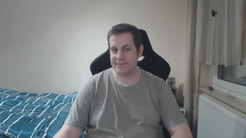 thatguyyeahhim online show from December 31, 1:04 am