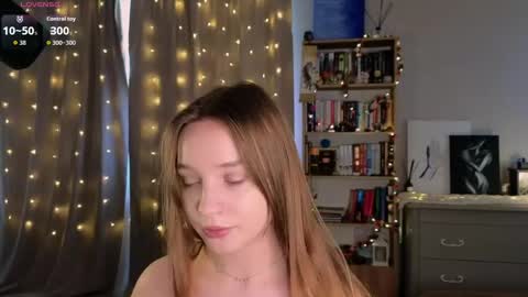 Alice online show from May 4, 12:55 pm