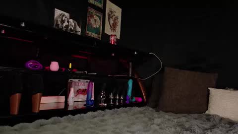 Bella online show from December 17, 7:04 am