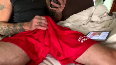 Snapshot of thattattooguy78 chatting on October 17, 8:57 pm thattattooguy78 online show from October 17, 8:57 pm