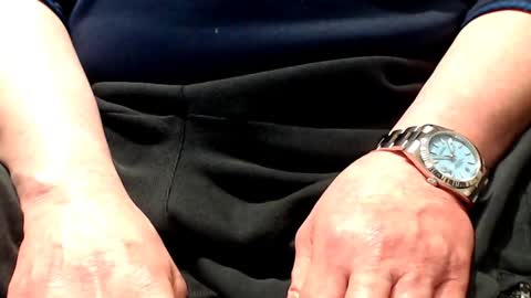 Snapshot of the1pocketrocket chatting on February 25, 8:21 pm the1pocketrocket online show from February 25, 8:21 pm