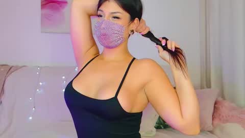 Snapshot of the__sabenna chatting on September 23, 6:25 pm Madina online show from September 23, 6:25 pm
