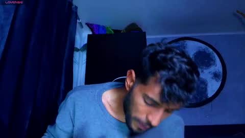 the dog lian online show from May 14, 1:15 am