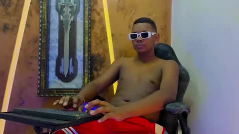 the_hot_boy0 online show from November 9, 12:30 pm