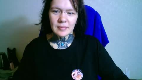 Snapshot of the_ice_owl chatting on October 22, 11:45 am the_ice_owl online show from October 22, 11:45 am