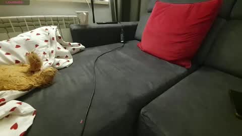 Stephan 34  Cassandra 25 online show from March 12, 9:18 pm