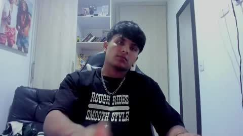 Snapshot of the_weed_guys chatting on October 16, 4:01 am Danny online show from October 16, 4:01 am