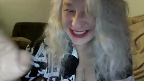 The Arctic Milf online show from June 3, 12:52 pm
