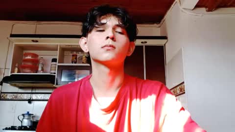 Snapshot of thebluesky_18 chatting on October 6, 8:48 pm thebluesky_18 online show from October 6, 8:48 pm