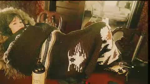 Joan online show from February 22, 9:17 pm