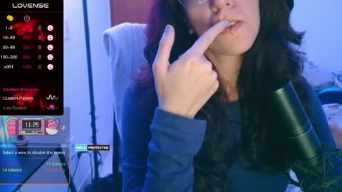 Paulette online show from November 10, 2:25 am