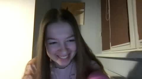 Crystal online show from February 20, 4:58 pm