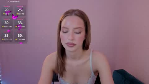 Olivia online show from May 6, 7:09 pm