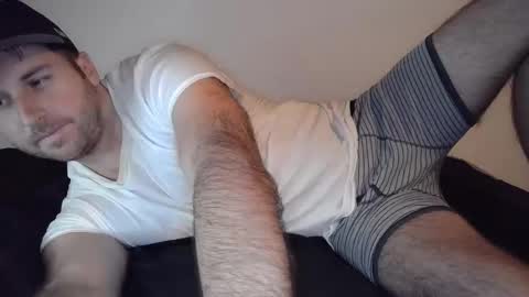 Theetwohander online show from April 25, 2:58 am