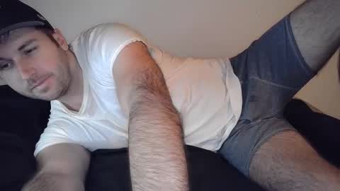 Theetwohander online show from April 29, 3:11 am