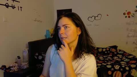 TheFarmergirl online show from November 17, 5:37 pm