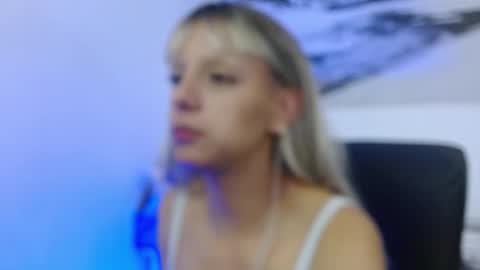 Peyton online show from December 15, 3:24 am