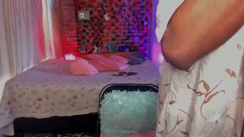 Goldie online show from December 18, 4:57 pm