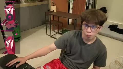 Green online show from July 4, 7:06 pm