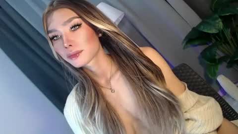 laisa online show from July 26, 11:19 am