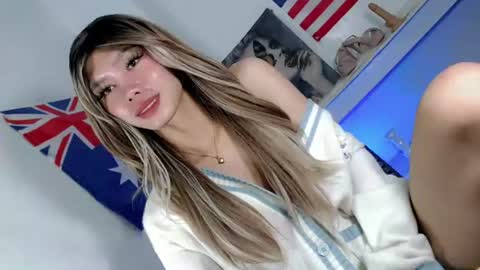 laisa online show from June 28, 9:11 pm