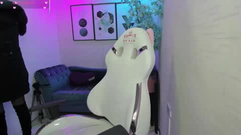 Theia  online show from February 16, 12:36 pm