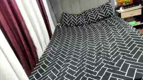 Saraya Meowk online show from April 23, 12:29 pm