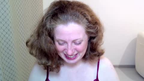 Ella online show from May 1, 6:24 pm