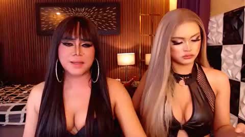 Paula online show from July 28, 6:20 pm