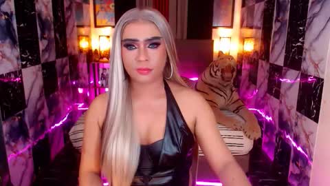 Paula online show from November 30, 2:29 am