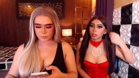 Paula online show from July 4, 12:09 pm