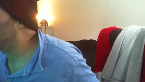 theman18951pa online show from December 18, 6:25 pm