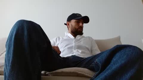 TheMonarchGoat online show from January 19, 12:37 pm