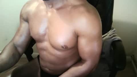 Snapshot of themusclefactory chatting on September 23, 8:59 pm TheMuscleFactory online show from September 23, 8:59 pm