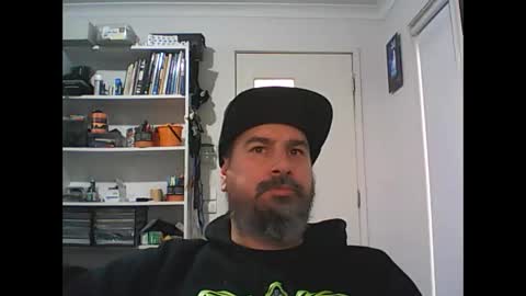aussiebeard online show from May 18, 1:37 am