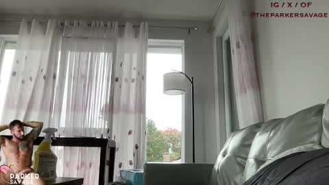 Snapshot of theparkersavage chatting on October 7, 7:43 pm Parker Savage online show from October 7, 7:43 pm