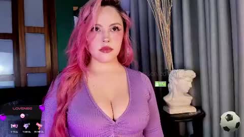 Rosie  online show from June 26, 6:19 am