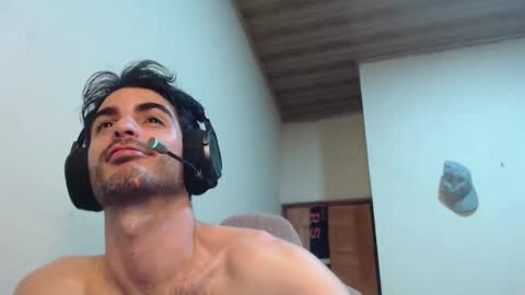 Santiago Enrique online show from December 4, 6:02 am