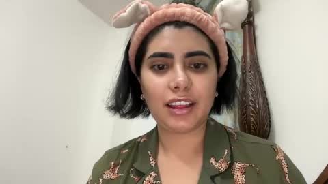 therealcamilabaddie online show from December 16, 5:17 am