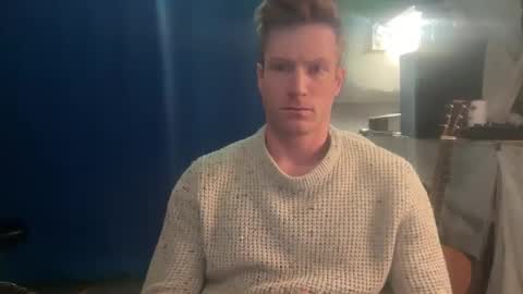 Snapshot of therealveggieboy chatting on December 3, 9:06 pm Pookie online show from December 3, 9:06 pm