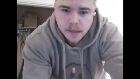 theskeetr27 online show from March 29, 4:47 am